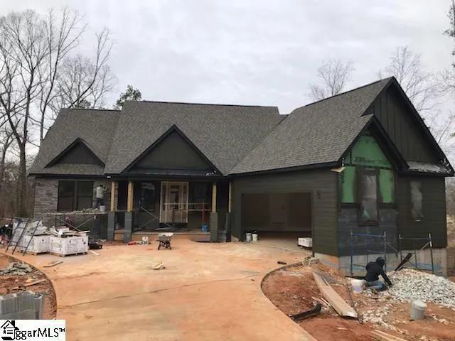 3307 THREE IRON DR, Seneca, SC 29678 Single Family Residence For Sale  MLS# 1514586