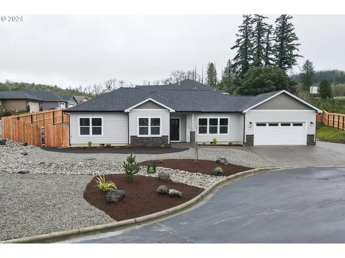 1667 SCARDI BLVD, Sutherlin OR 97479 for Sale