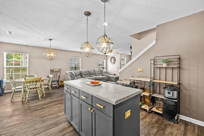 Holly Springs, Wake County, NC House for sale Property ID: 418494469