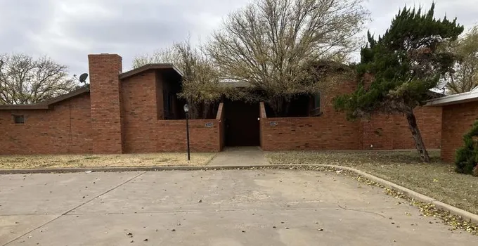 4208 2nd, Plainview, TX 79072 for Sale