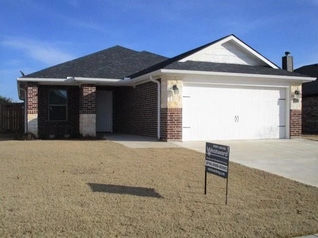 2209 Southridge Ln, Sherman, TX 75092 for Rent