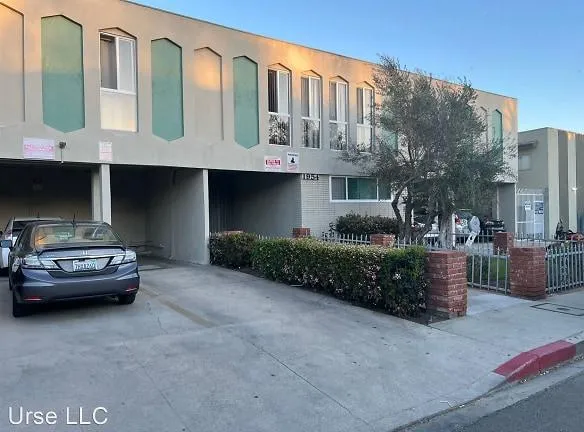 1946 S Bedford St - Los Angeles, CA 90034 - Home For Rent