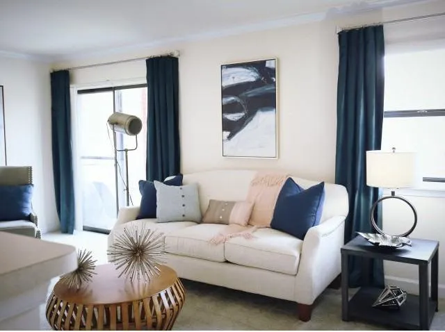 1BR/1BA HANDICAP ACCESSIBLE  Columbia View for Sale