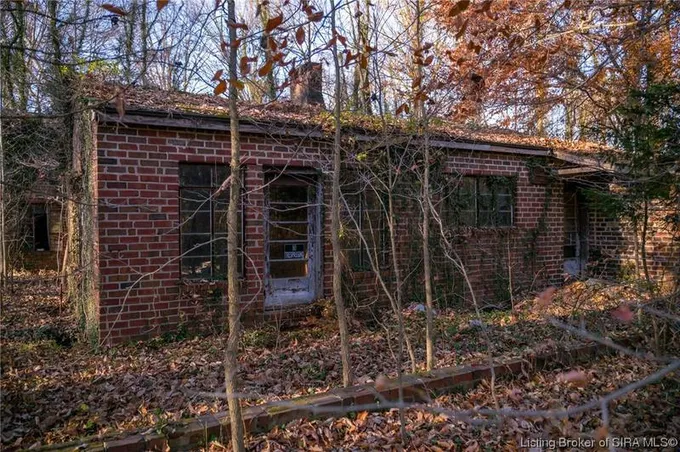 3975 Highway 56, Scottsburg, IN 47170 for Sale