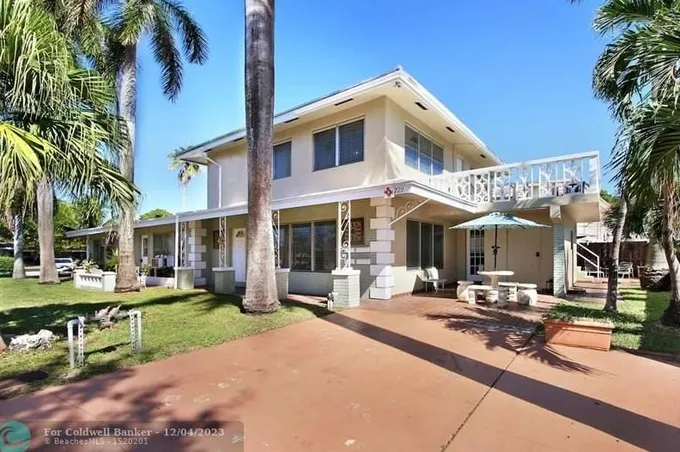220 SE 12th Ave, Deerfield Beach, FL 33441 - MLS F10412231 for Rent