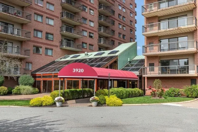 3920 MYSTIC VALLEY PKWY APT 913, Medford, MA 02155 Condominium For Sale  MLS# 73200152