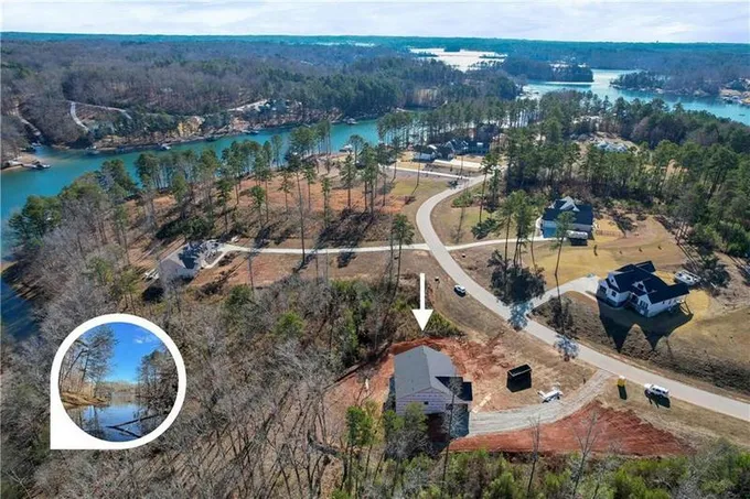 715 SUNSET COVE DR, West Union, SC 29696 Single Family Residence For Sale  MLS# 20269688