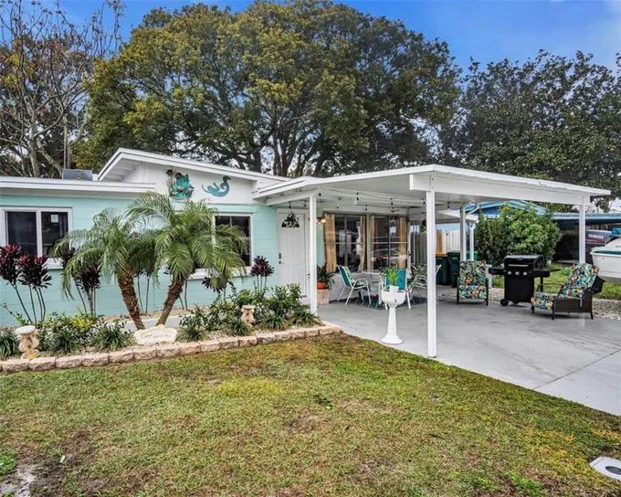 10268 117TH TER, LARGO, FL 33773 Single Family Residence For Sale  MLS# U8228355 for Rent