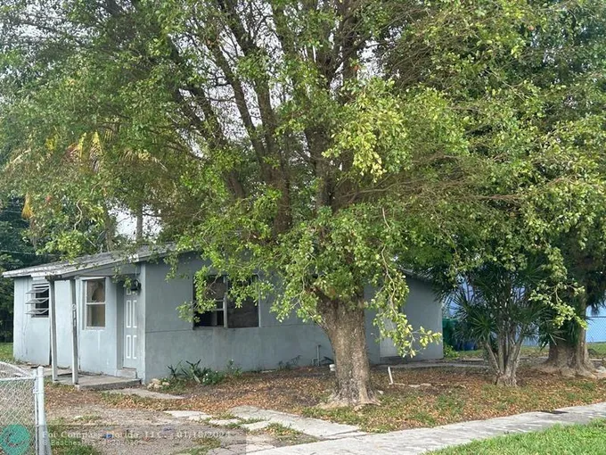 911 Northwest 34th Way, Lauderhill, FL 33311 for Sale
