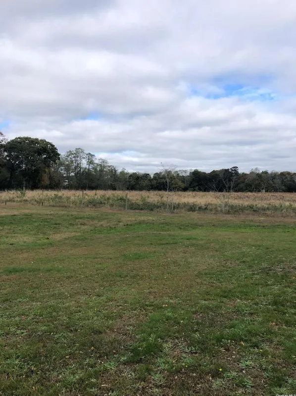 62 B Belleview Ave, Center Moriches, NY 11934 - MLS 3509076 for Sale