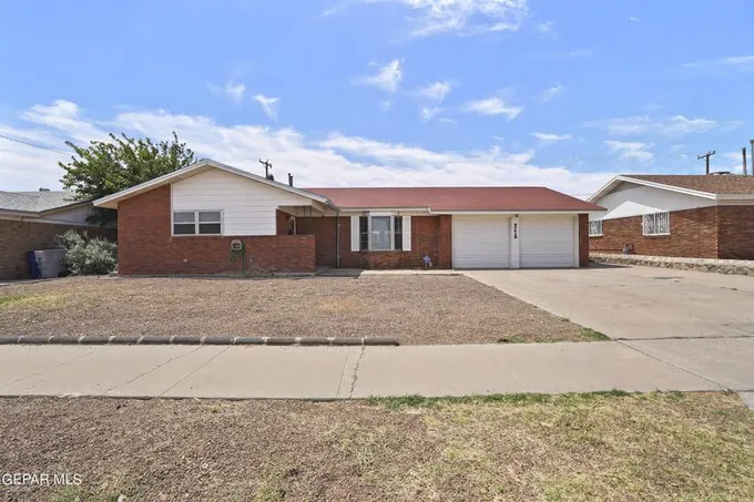 5216 Bastille Avenue, El Paso, TX 79924 for Sale
