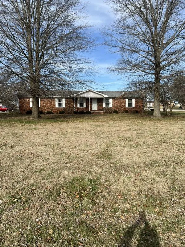 442 Brattontown Circle, Lafayette, TN 37083 for Sale