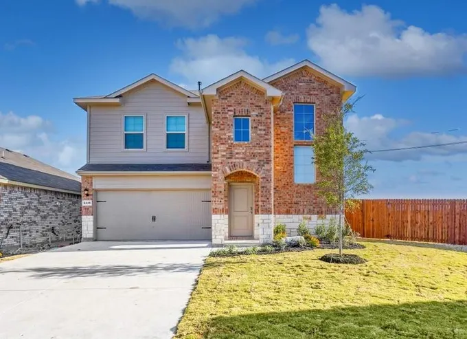 5200 STAR BRIGHT Dr, Fort Worth, TX 76179 for Sale