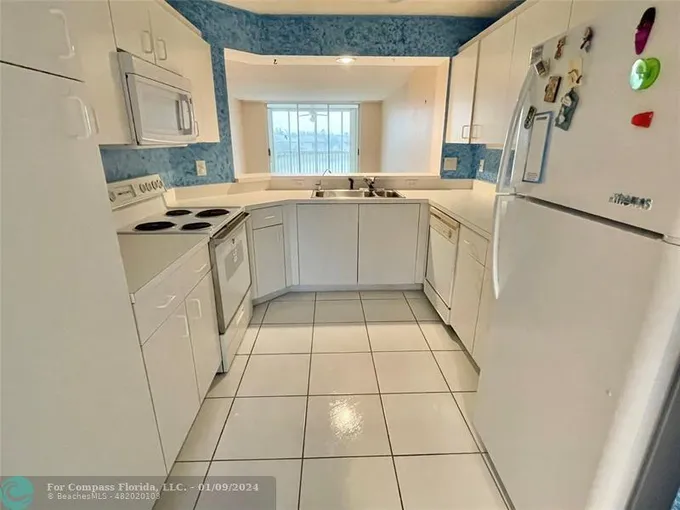 7882 Trent Drive, Unit 310, Tamarac, FL 33321 for Sale