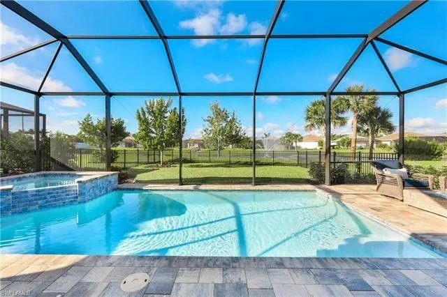 Bonita Springs, Lee County, FL Lakefront Property, Waterfront Property, House for sale Property ID: 418678560