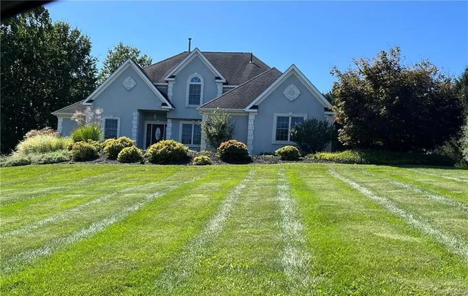 17 Kings Drive, Middletown, NY 10941 for Sale