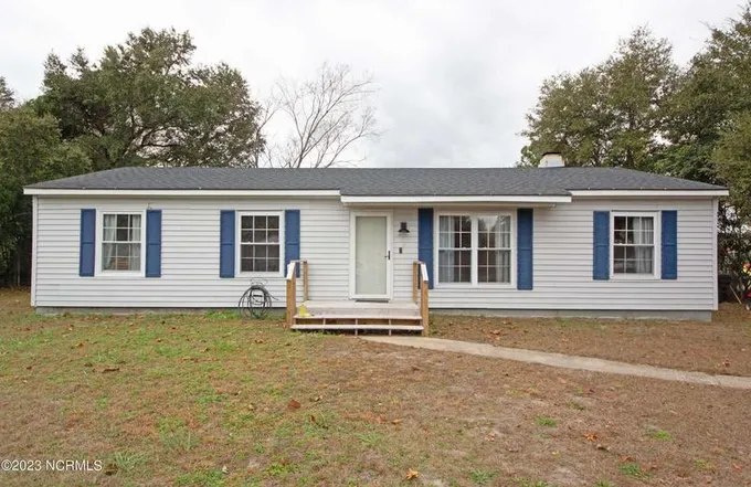 129 Freshwater Drive, Hubert, NC 28539  612467005 for Sale
