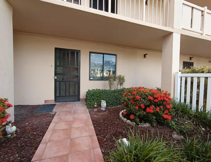 7076 Huntington Ln #105, Delray Beach, FL 33446 - MLS RX-10948606 for Sale