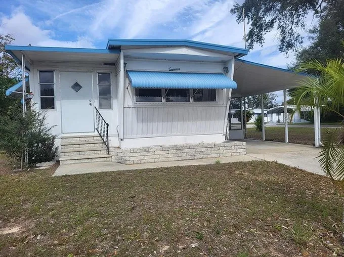 121 Ridge Manor Dr, Lake Wales, FL 33853 - MLS P4928862 for Sale