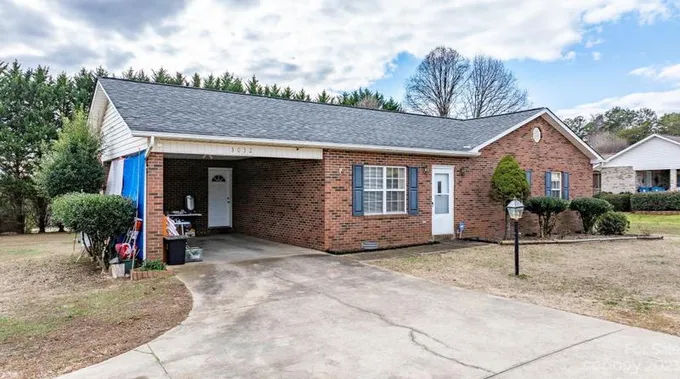 3032 Spencer Rd NE, Conover, NC 28613 - MLS 4104332 for Sale