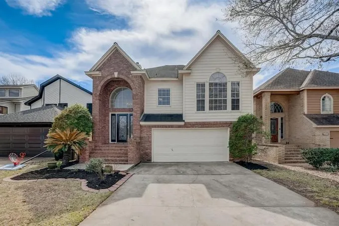 172 April Cv, Conroe, TX 77356 for Sale