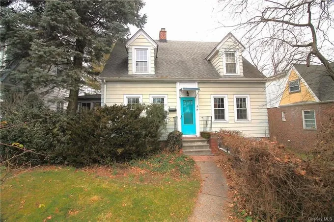 35 Lindbergh Place, Poughkeepsie, NY 12603 for Sale