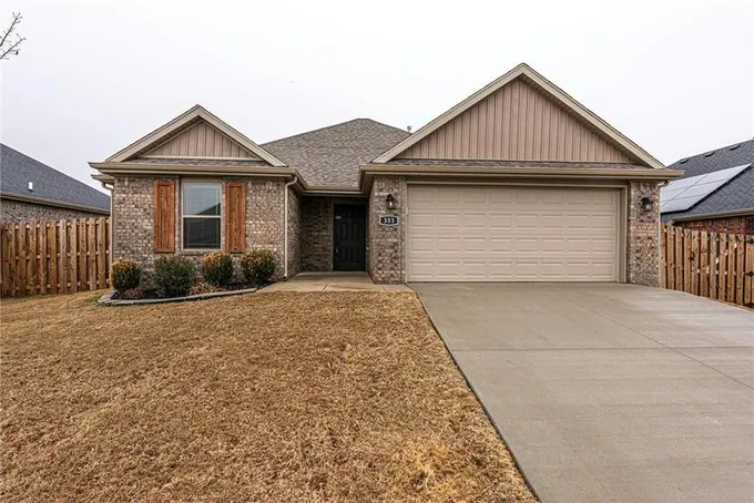 353 W TYLER RD, Farmington, AR 72730 Single Family Residence For Sale  MLS# 1265233