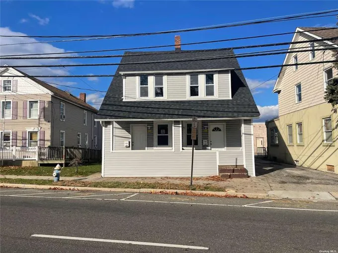 105 Front Street, Unit 1, Hempstead, NY 11550 for Rent