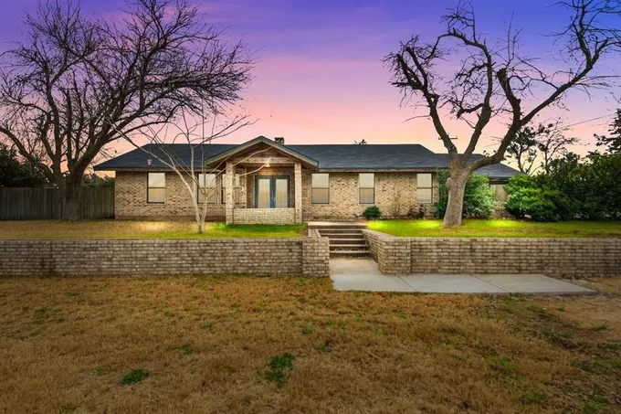 375 Mesa Drive, Cedar Creek, TX 78612 for Sale
