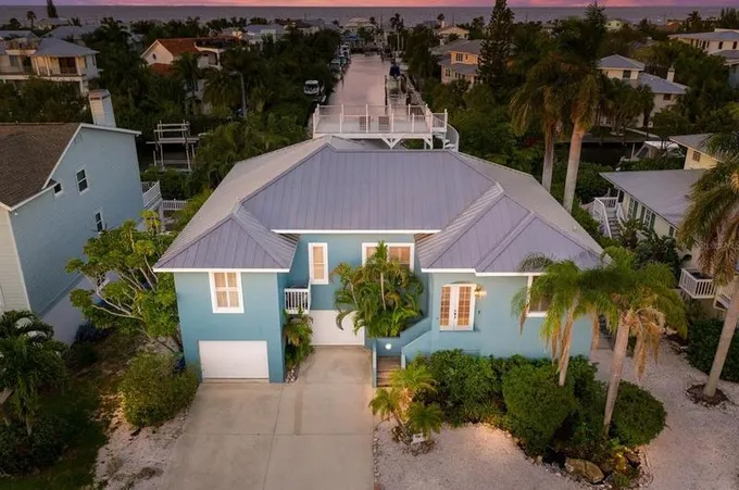 316 Tarpon St, Anna Maria, FL 34216 - MLS A4589050 for Sale