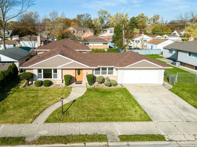 5634 Emerson St, Morton Grove, IL 60053 - MLS 11970898 for Sale