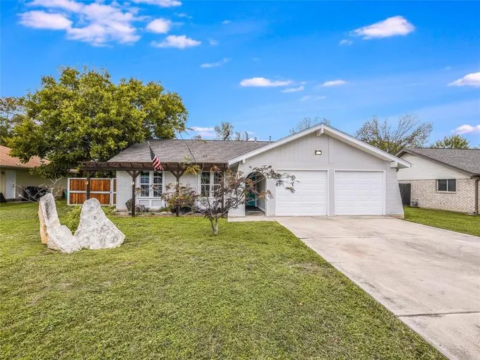 801 E Central Dr, Georgetown, TX 78628 for Sale
