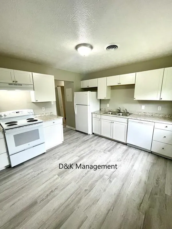 Knoxville, TN - Apartment - $1,200.00 Available May 2023  300 S David Ln for Sale