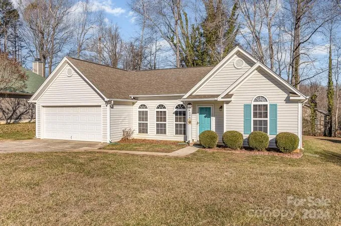 684 Rebecca Jane Dr, Mooresville, NC 28115 - MLS 4103237 for Sale