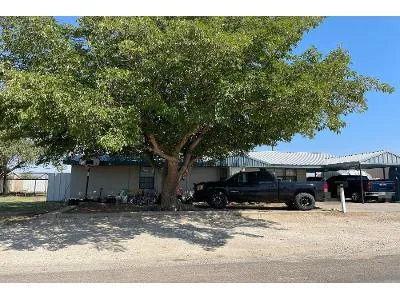 SE Pittman St for Sale