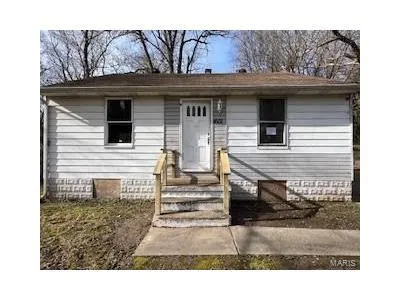 Sycamore Ave for Sale