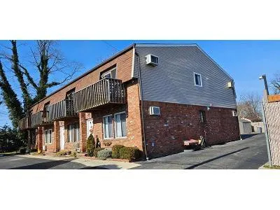 Russell St # G for Sale
