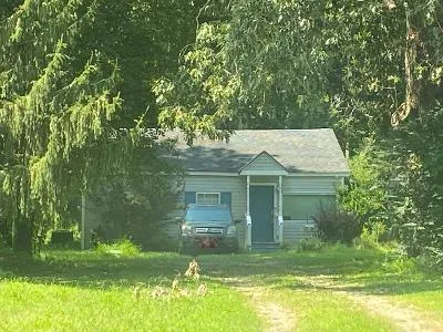 Waters Rd for Sale