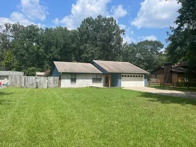 Shannon Hills Dr for Sale