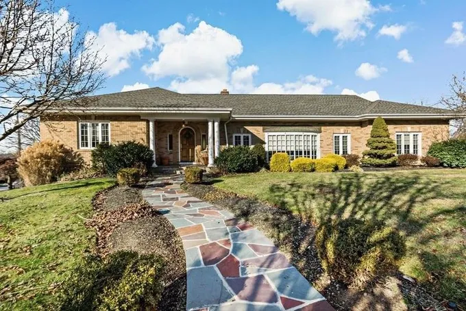 Fall River, Bristol County, MA House for sale Property ID: 418583634