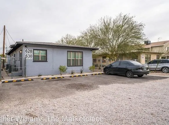 628 N 9th St - Las Vegas, NV 89101 - Home For Rent