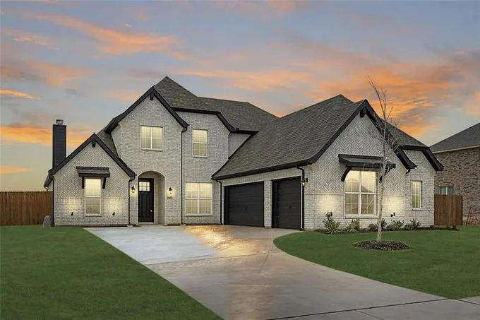 12812 Rocky Top Rd, Godley, TX 76044 for Sale