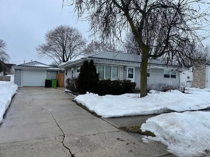 521 Water Street, Chilton, WI 53014 for Sale