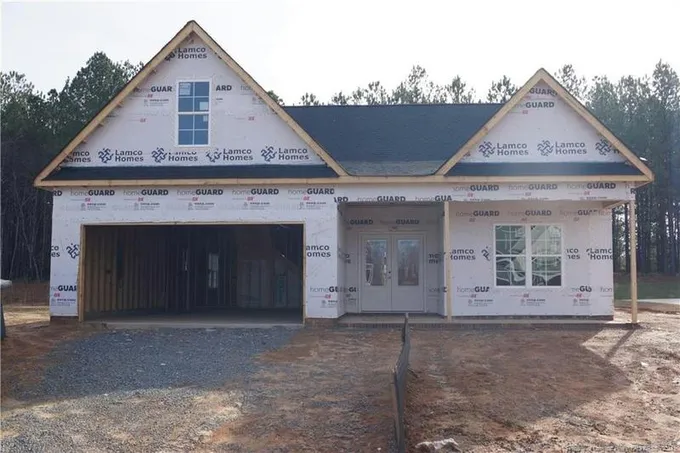 118 GRINNEL LOOP, Sanford, NC 27332 Single Family Residence For Sale  MLS# LP717997