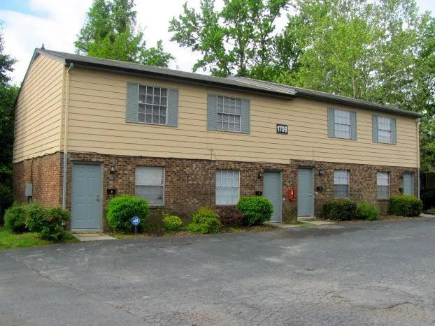 Greensboro, NC - Apartment - $595.00  1706 Brighton St for Sale