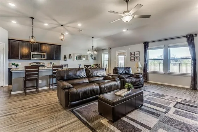 8701 Rock Hibiscus Dr, Fort Worth, TX 76131 for Sale