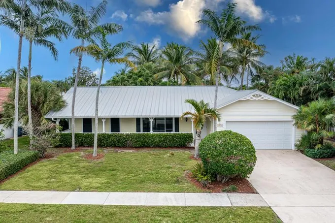 3 bed 2 bath 1848 sqft - 18014 Perigon Way, Jupiter, FL 33458 for Sale