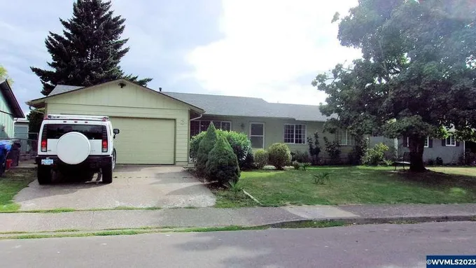 4748 Castle Dr NE, Salem, OR 97301  614786176