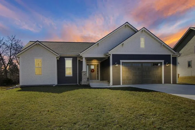 3721 17TH PL, Kenosha, WI 53144 Single Family Residence For Sale  MLS# 1864697