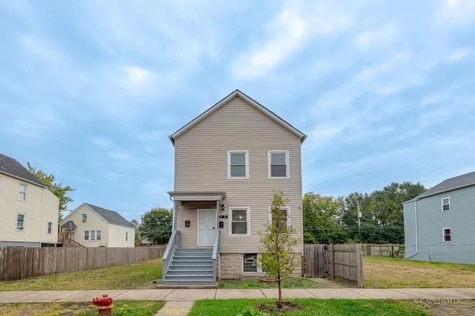 4451 South Princeton Avenue, Chicago, IL 60609 for Sale